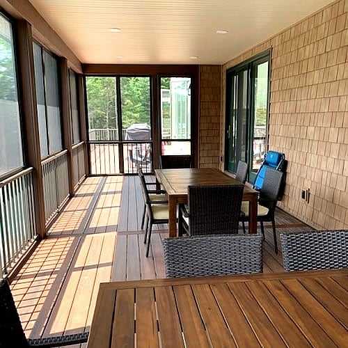 Commercial grade patio screen enclosure built with heavy-duty aluminum framing